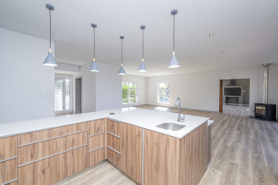 4 Bedroom Property for Sale in Welgemoed Western Cape